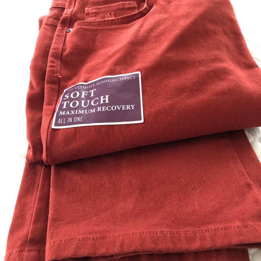 Women’s jeans